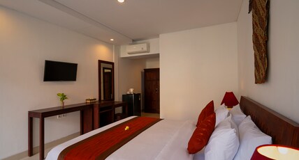 Kusuma Resort Seminyak Room Type - Deluxe Room with Balcony