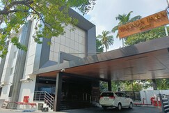 The Kings Park Grand