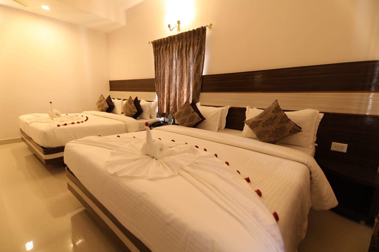 SRI GNANA VEDHA BEACH RESIDENCY - Tap to explore photos