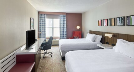 Hilton Garden Inn Bloomington Room Type - 2 QUEEN BEDS