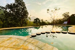 HOLISTIC STAY ECO - RESORT