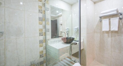 Royal Tulip Hotel Deira Room Type - Standard Room