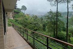 Rooms of Zen Cove - 1BHK Hillview Stay with Balcony