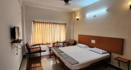 SRI RAMAKRISHNA HOTEL Room Type - Standard Room (Non-AC)