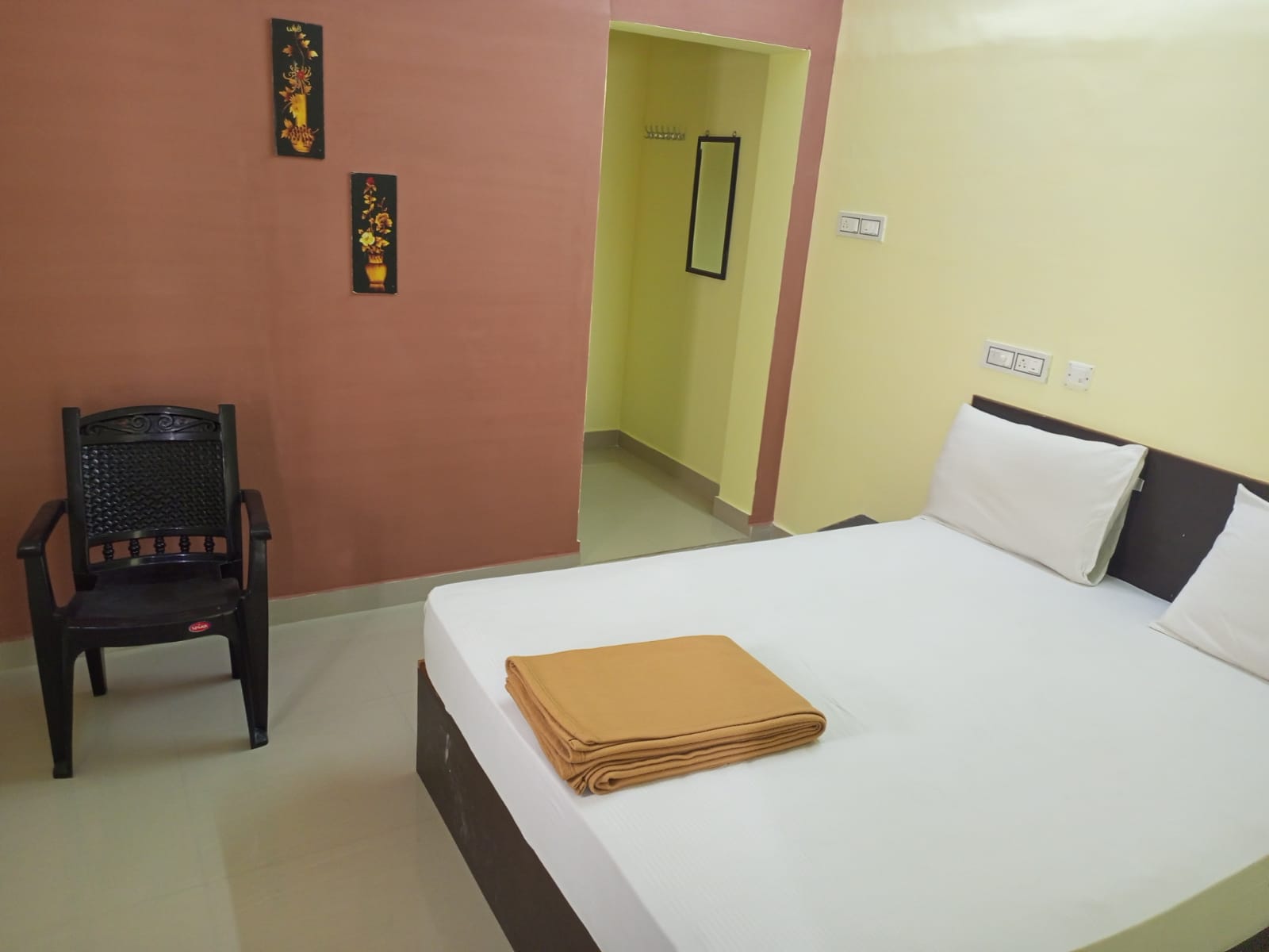 Amuthu Residency - Tap to explore photos