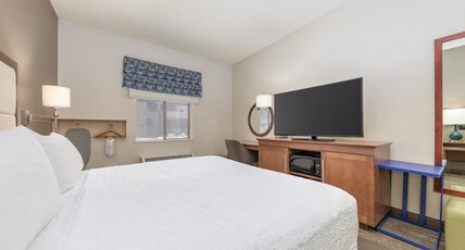 Hampton Inn Phoenix-Midtown-Dwtn Area, AZ Room Type - 1 QUEEN BED NONSMOKING