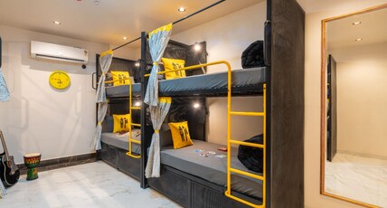 The Hosteller Bam Dehradun, City Centre Room Type - Bed in 8 Bed Mixed Dormitory - External Washroom