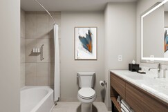 Embassy Suites by Hilton Huntsville Hotel & Spa