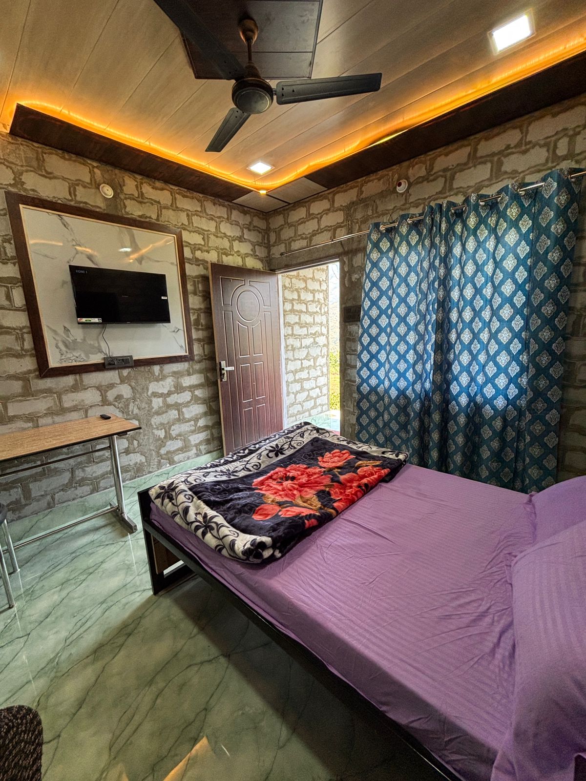 Dream Homestay - Tap to explore photos