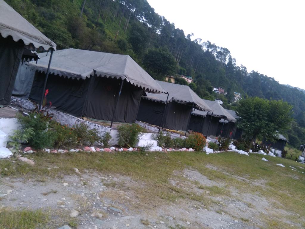 HOTEL RIVER VIEW - Tap to explore photos