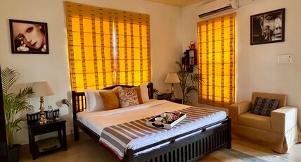 The Umri Lansdowne Home stay Room Type - The Sunshine