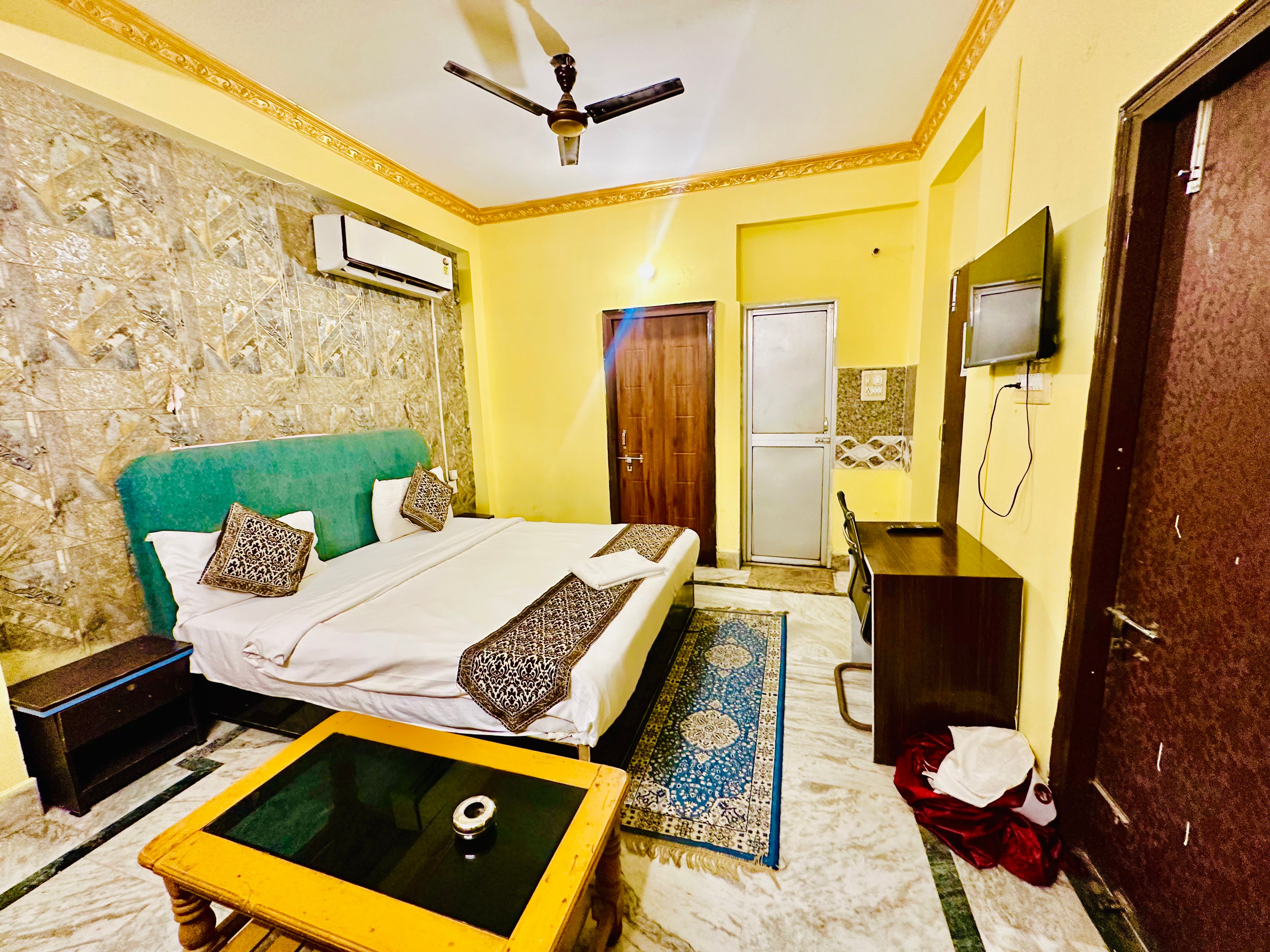 HOTEL MAGADH EMPIRE PATNA - Tap to explore photos