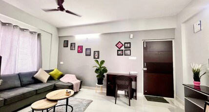 Tranquil Home Room Type - 508 Airy King bed Full kitchen 1BHK