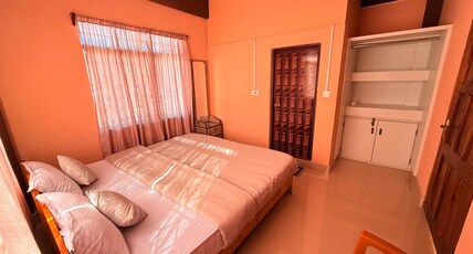 Get Together Guesthouse and Restaurant Room Type - Bedroom 3
