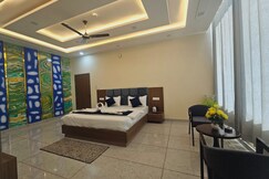 Address of Royal Raj Hotel And Restaurent