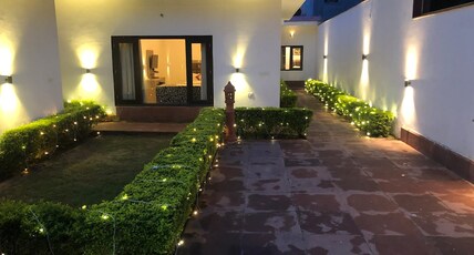 R Cottages | Spacious 3BHK Near New Delhi Airport Room Type - R Cottages | Spacious 3BHK Garden Retreat