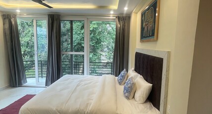 Soma House Dharamkot Room Type - Superior Studio Room