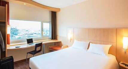 Ibis Schiphol Amsterdam Airport Room Type - Room with 1 double bed