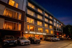 The Vanson Pride - Premier Stay & luxury Restaurant