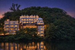 Shakuntalam Sagar - Luxury Boutique Lake View Hotel, Udaipur
