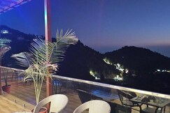 The Pari S World Restaurant