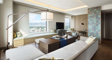 Hilton Hiroshima Room Type - KING PREMIUM SUITE