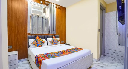 FabHotel Shelter Inn Room Type - Deluxe Room