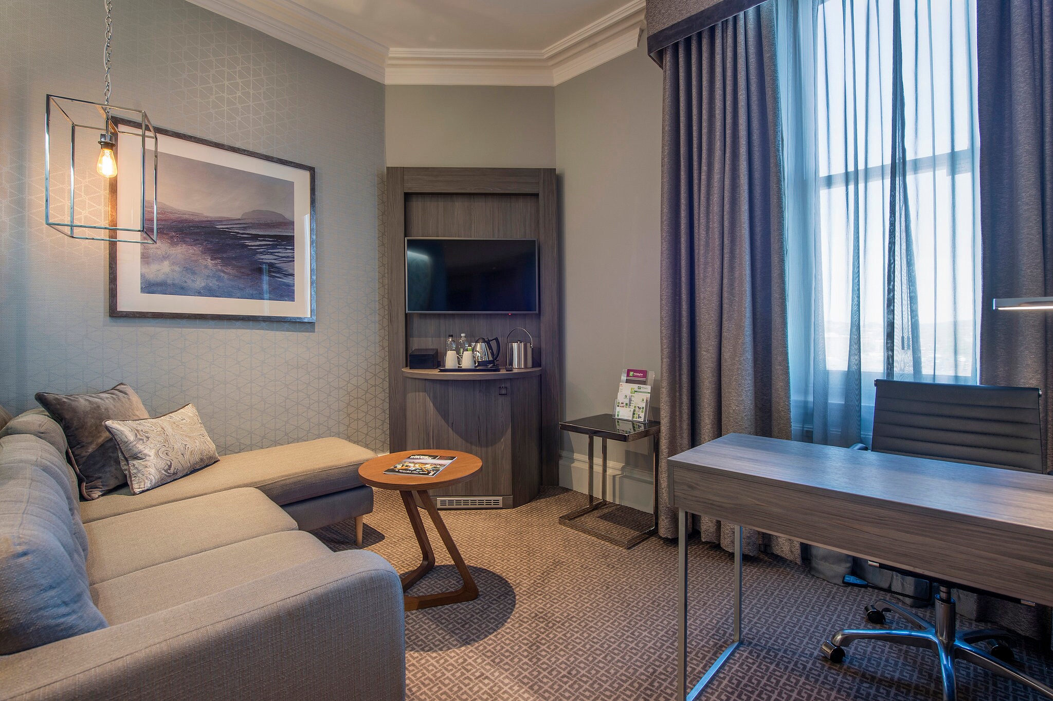 Crowne Plaza ROYAL VICTORIA SHEFFIELD - Tap to explore photos