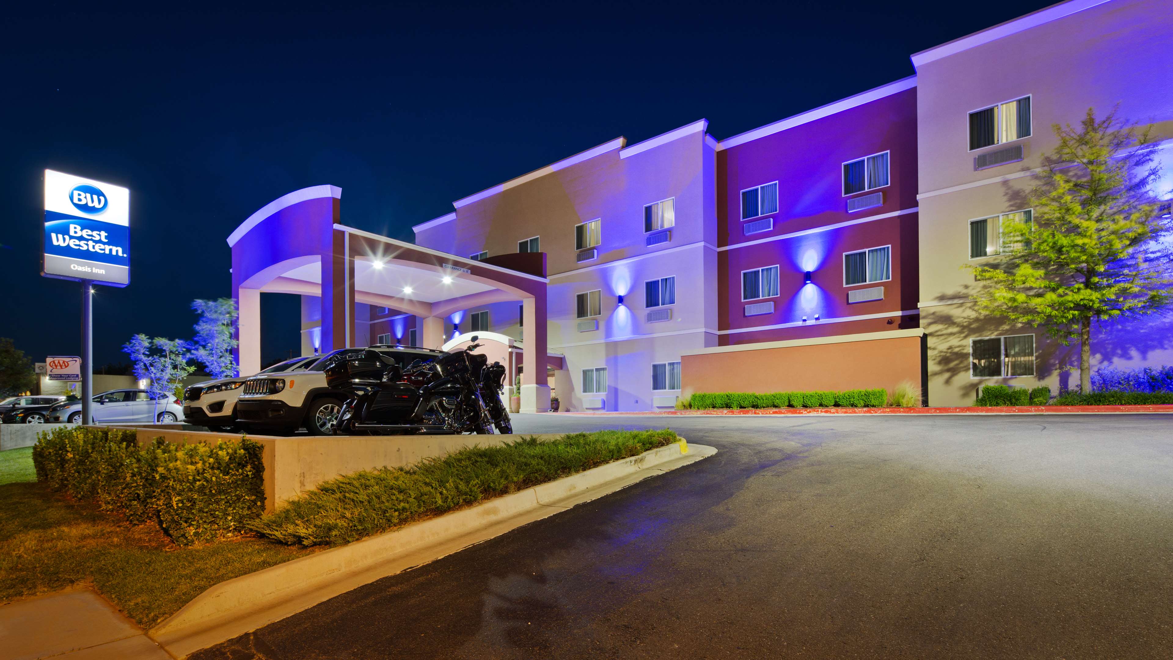 Best Western Oasis Inn - Tap to explore photos