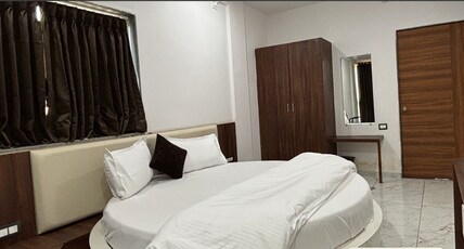Hotel Kailash Inn Room Type - Suite Rooms