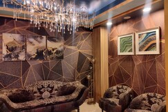 Tunday Kababi Guest House