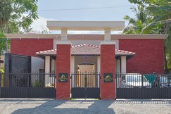 Mhomes Resort