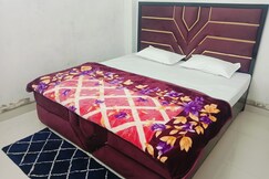 Shivaay Guest House