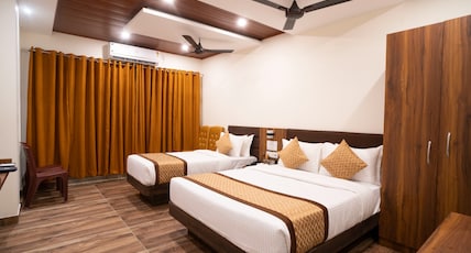Debrani Greenwood Resort Room Type - Premium Triple Debrani Greenwood Resort Room Type - Premium Triple