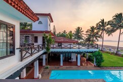 SaffronStays Sea La Vie