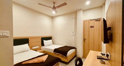 Hotel Sree Kanya Inn Room Type - Deluxe Twin bed Ac Room Hotel Sree Kanya Inn Room Type - Deluxe Twin bed Ac Room