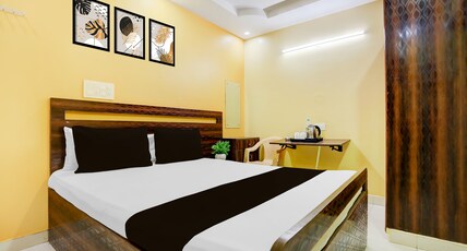 Hotel O GRS Hotel Room Type - Classic