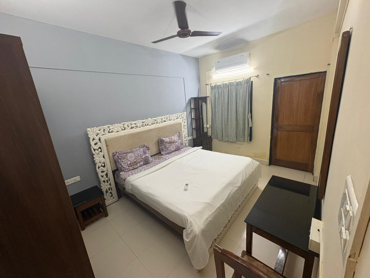 2bhk apartment near candolim beach - Tap to explore photos