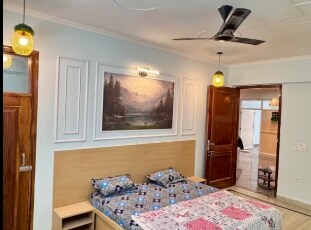 Comfortable Peaceful 2 BHK Apartment Room Type - Comfortable Peaceful 2 BHK Apartment