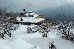 Panchachuli House | Rooms & Caretaker