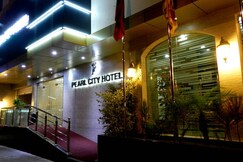 Pearl City Hotel