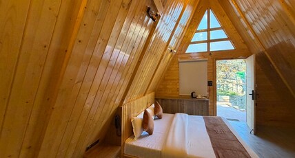 Muskan Mount View Retreat | Mukteshwar Room Type - Family A-Frame Cottage with Mountain view