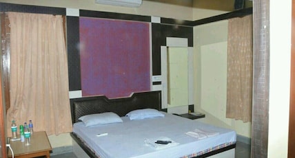 Hotel Aashish Resort, Laxmangarh Room Type - Deluxe Room Hotel Aashish Resort, Laxmangarh Room Type - Deluxe Room