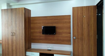 Hotel Shreejay Room Type - DELUXE ROOM