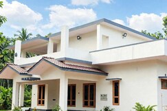 Capital Mansion 3Bdrm EstateView Villa: AryaGroup