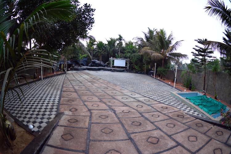Hilltop Mansion | 2 BHK Homestay - Tap to explore photos