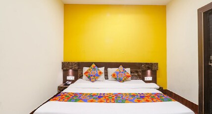 HOTEL AMBIKA DX Room Type - DELUXE DOUBLE ROOM