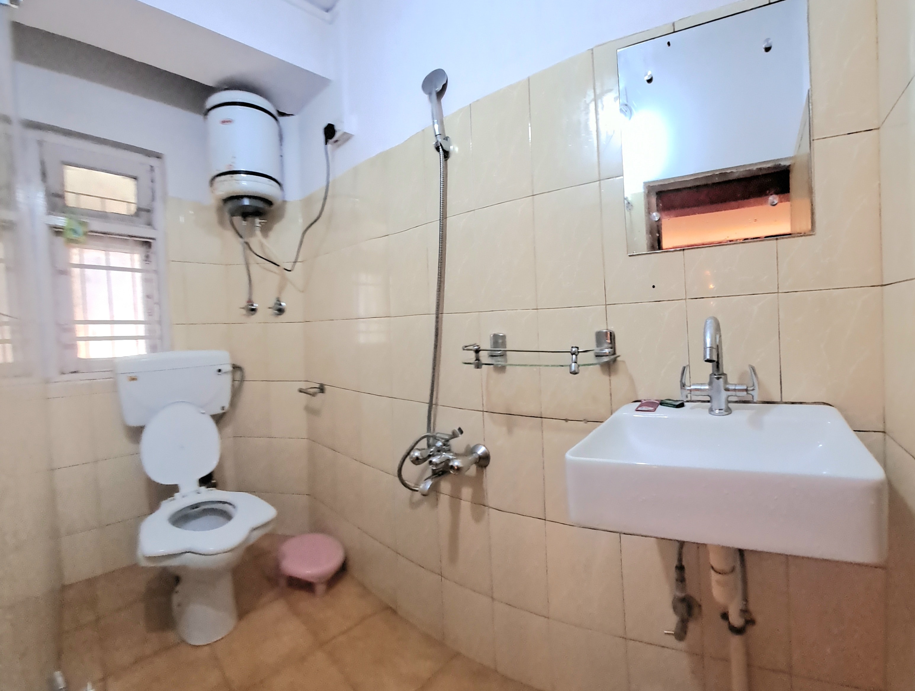 Hotel Kalika-Mall Road - Tap to explore photos