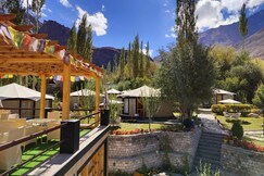 mystique meadows earth homes