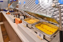 Holiday Inn Express & Suites INDIANAPOLIS DTN-CONV CTR AREA